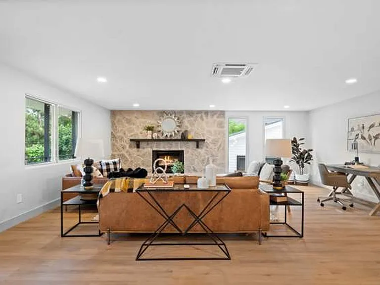 1238 E Oros Ave — Photo 14