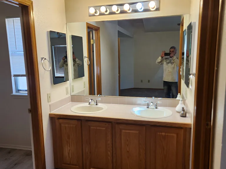 4020 Breaking Dawn St — Photo 6