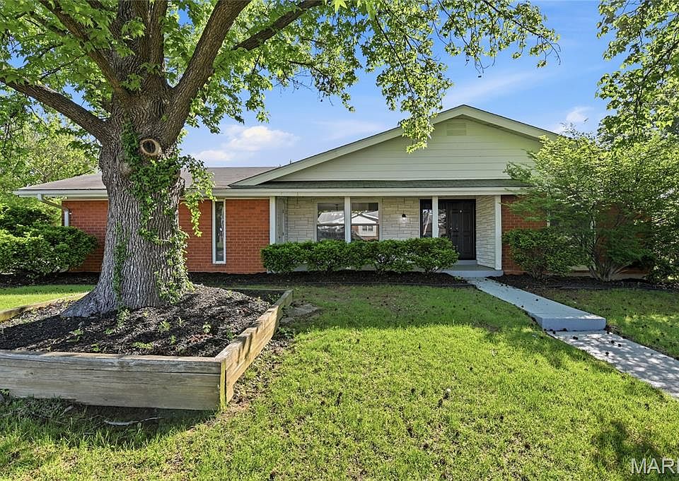 1st image of 2723 Buckingham Dr