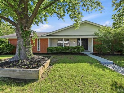 2723 Buckingham Dr, Florissant, MO, 63033