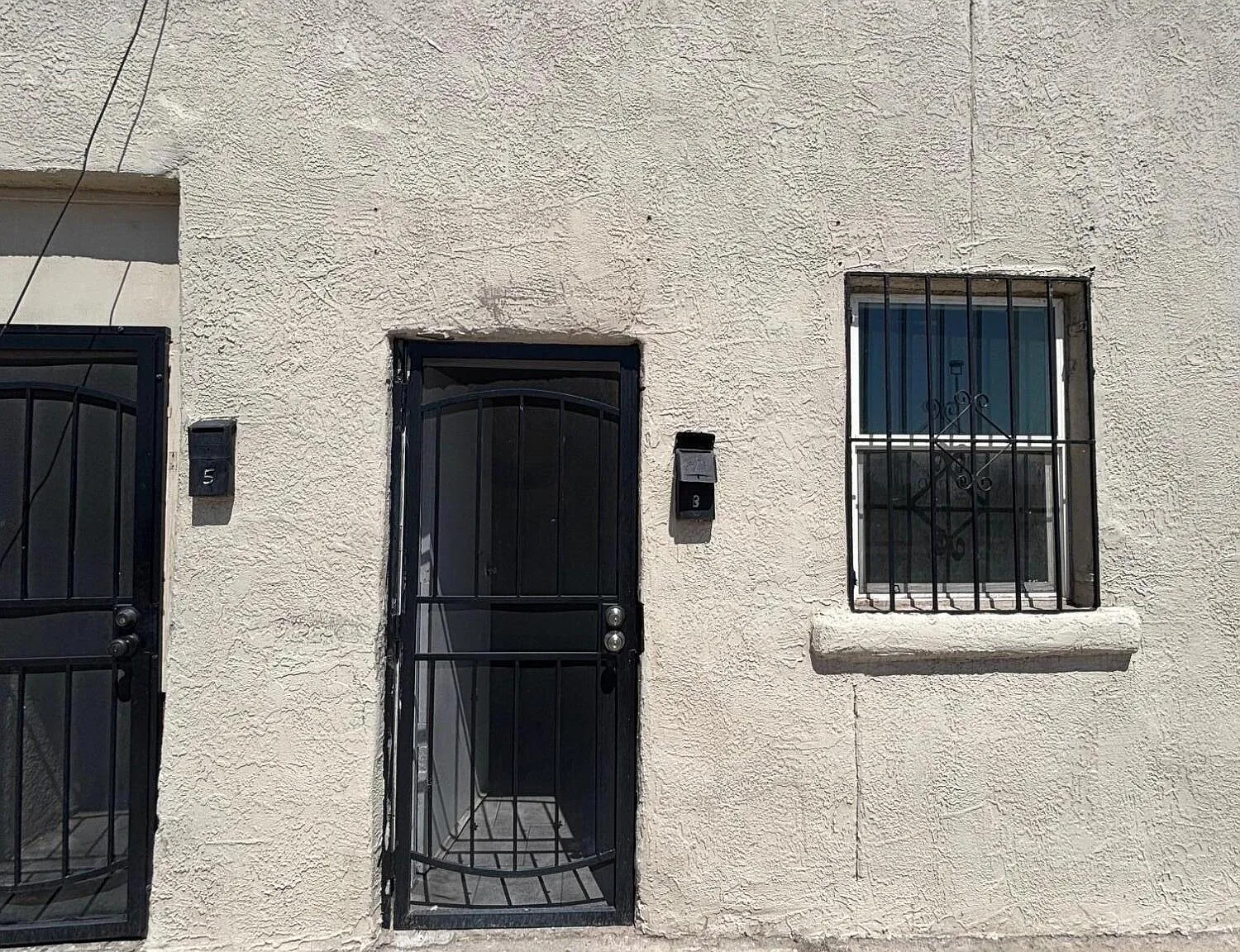 1 bed, 430 sqft, $700 — Photo 2