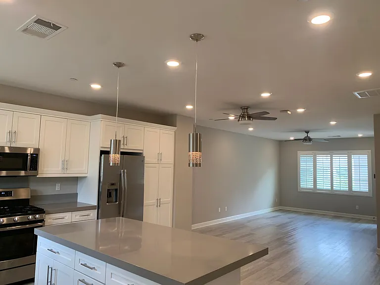 1577 Castillo Way #8 — Photo 4