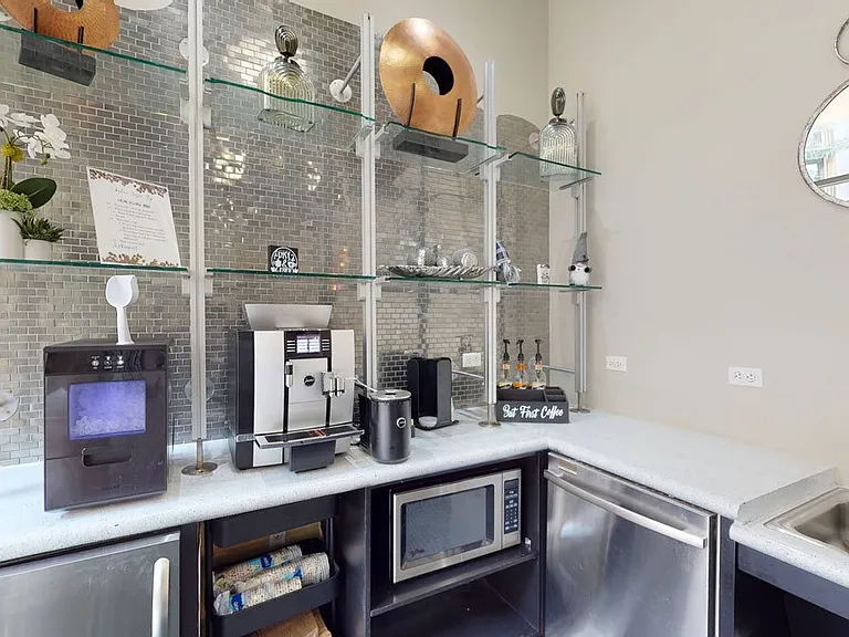 Skyline Lofts — Photo 17