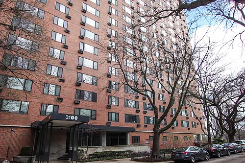 3100 N Lake Shore Dr #1404 Photo 1