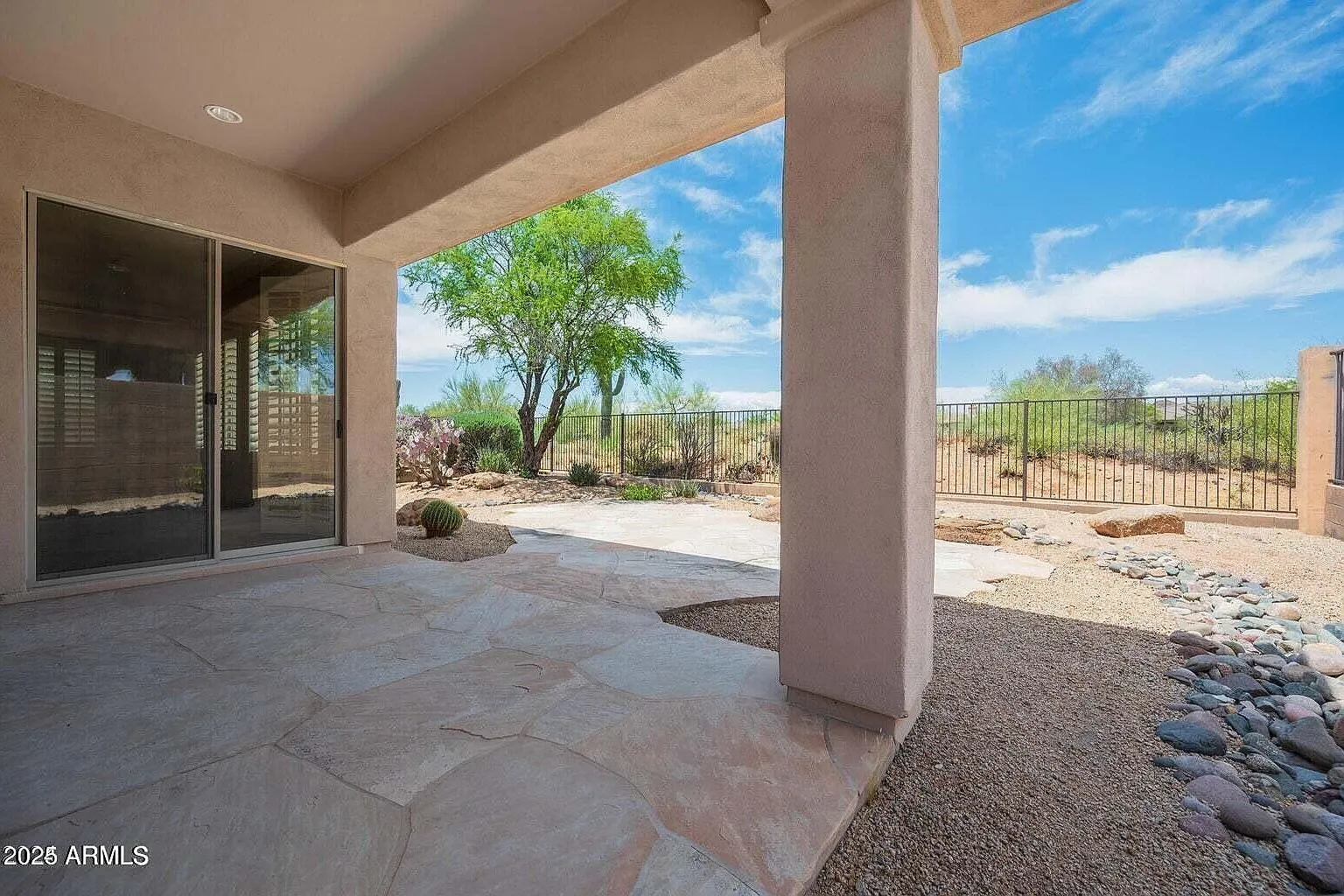 3 bed, 3.0 bath, 1863 sqft, $3,600 — Photo 3