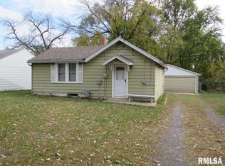 1006 Augusta St, Pekin, IL