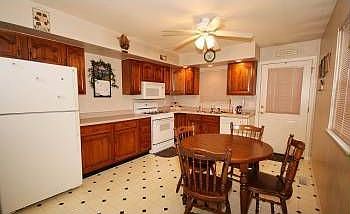 4th image of 7917 Delmont St