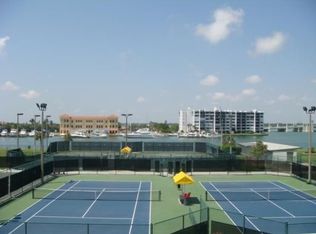 486 Sandy Hook Rd, Treasure Island, FL 33706