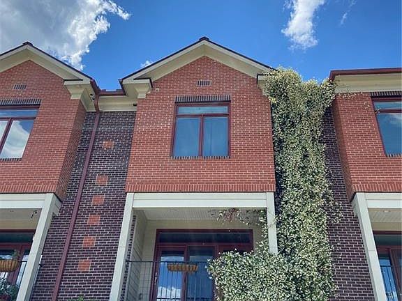 3rd image of 143 Pennmark Pl