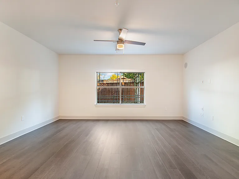 5613 Belmont Ave #TOWNHOUSE — Photo 15