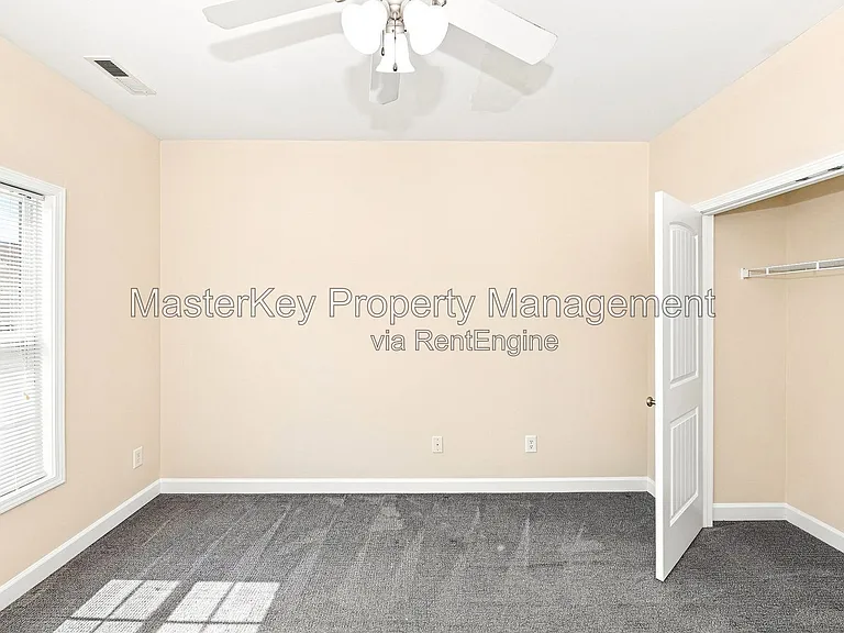725 Keystone Park Dr — Photo 26