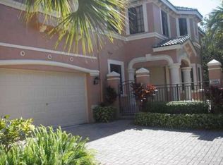 2884 Kinsington Cir #22-2, Weston, FL 33332