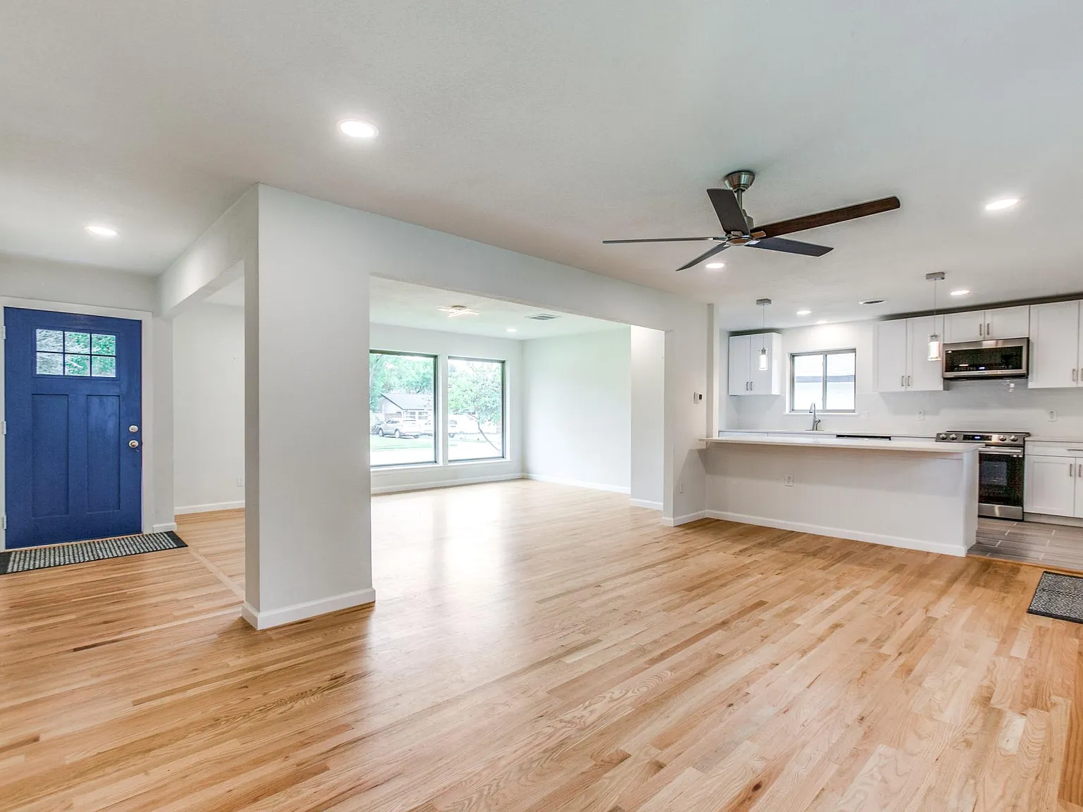 3 bed, 1569 sqft, $3,200 — Photo 3