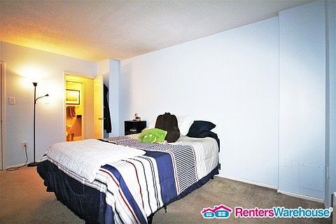 4th image of 2059 Huntington Ave APT 1004