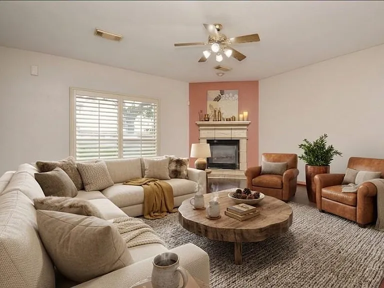 2515 Lansing Cir — Photo 15