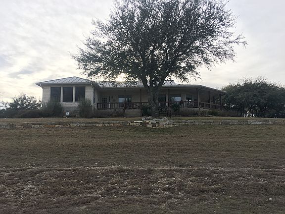 2nd image of 443 Oak Shores Dr