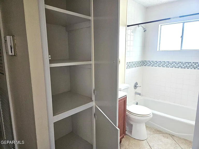 1601 N El Paso St #7 — Photo 12