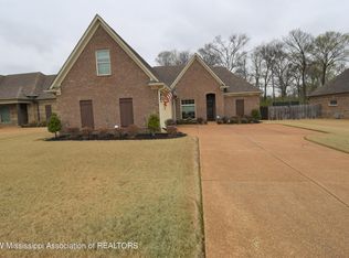 2564 Woodcutter Dr, Southaven, MS 38672