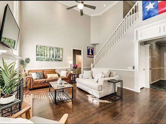 2nd image of 1507 Park Chase Ave