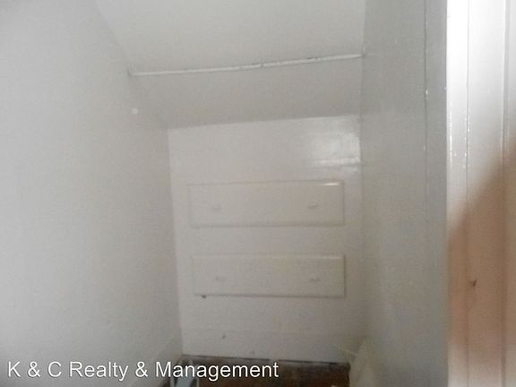 2nd image of 1130 Dalzell St