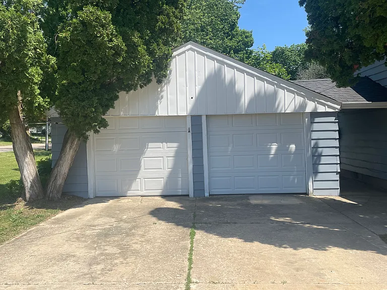 1706 Warren Rd — Photo 11