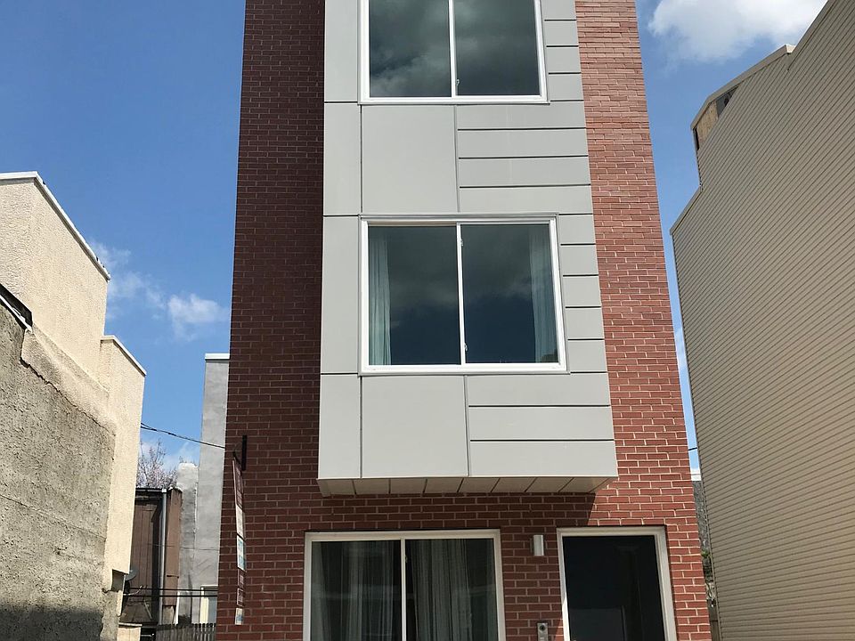 1st image of 1021 W Oxford St #1