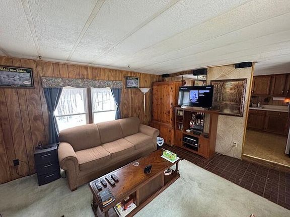 4th image of 10409 Schwyz Dr