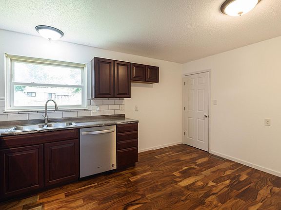 5th image of 1860 Keeven Ln