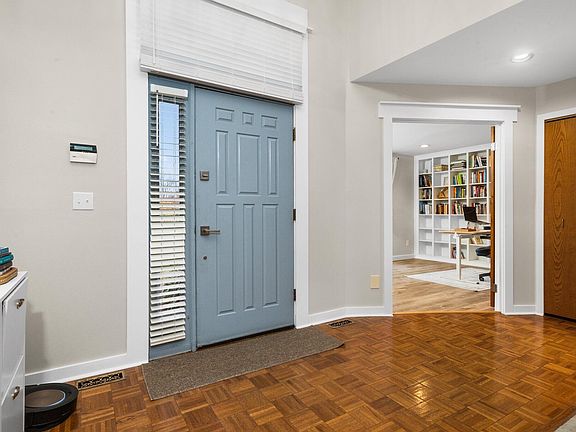 4th image of 3682 Oak Park Dr
