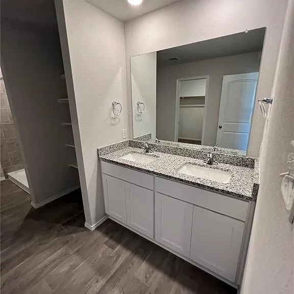 2427 Dog Leg Ln — Photo 16