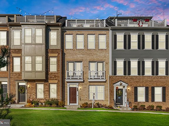 2nd image of 2043 Alder Ln