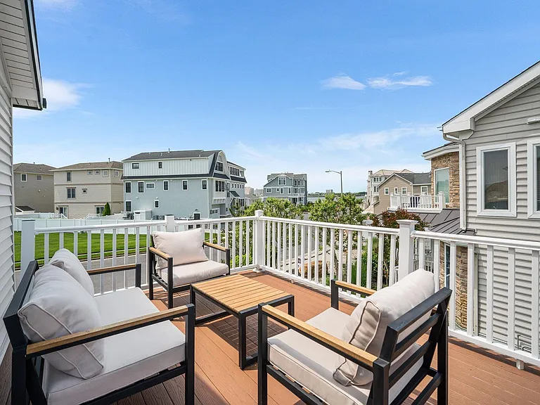 5217 Sea Spray Rd — Photo 24