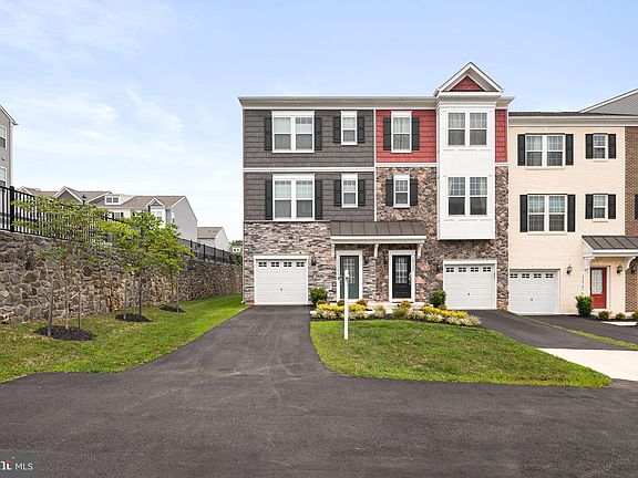 2nd image of 15282 Cartersville Ct
