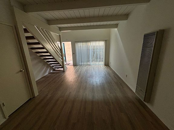 3rd image of 223 Ellwood Beach Dr APT 5