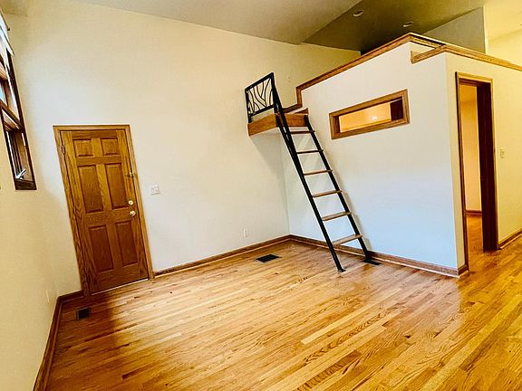 5th image of 1963 N Bissell St #1F