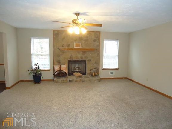 4th image of 135 Laney Ct