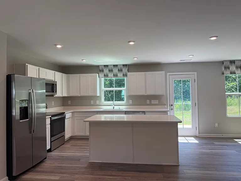 117 Wells Station Rd — Photo 3