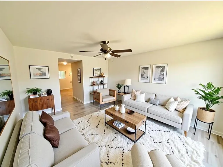 14106 White Heather Dr — Photo 2