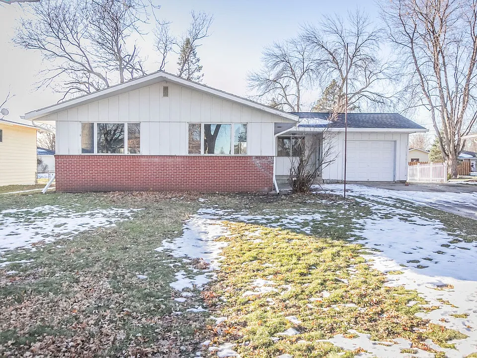 535 Linden Ln