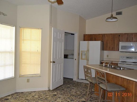 5th image of 309 Grant Cir