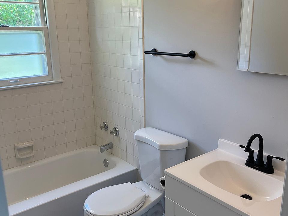 2nd image of 5505 Lagoona Dr