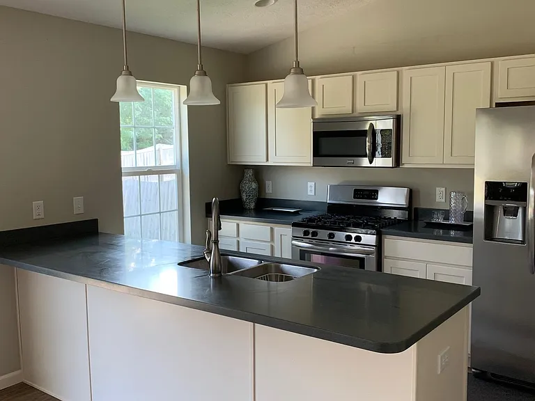 328 Leatherwood Way — Photo 8