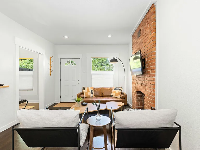 4034 Tejon St — Photo 3