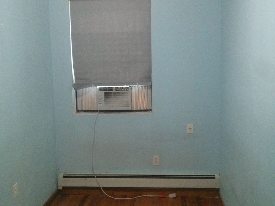1st image of 418 Lafayette Ave