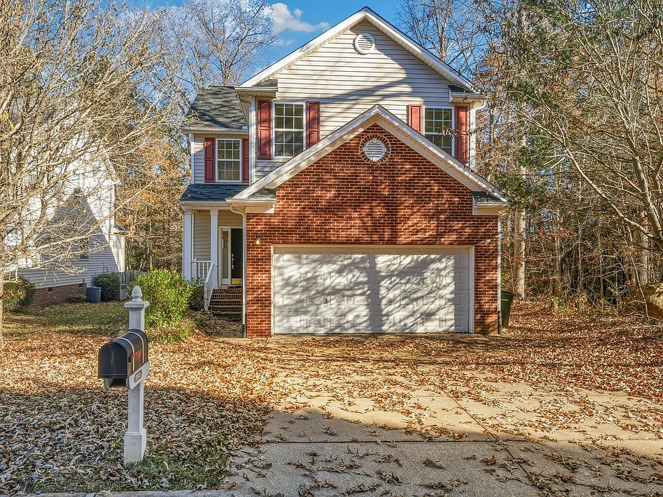 1st image of 203 Christine Ct