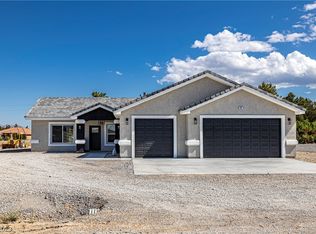 60 E Kiowa St, Pahrump, NV 89048