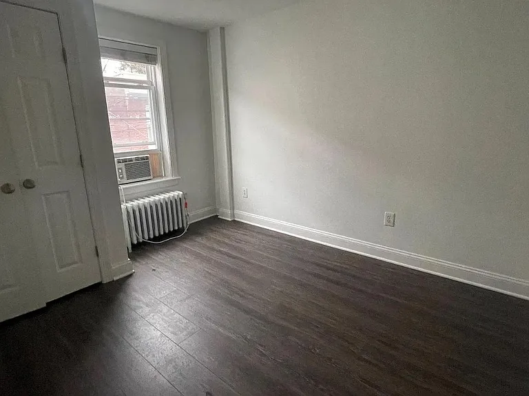 190 Baldwin St — Photo 17