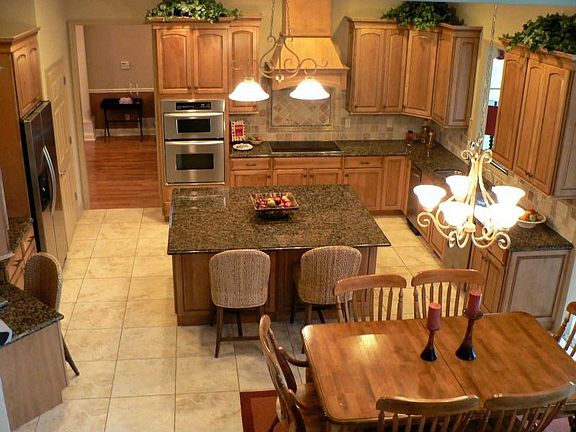 4th image of 1174 County Road 519