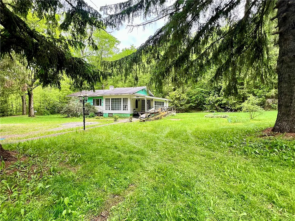 192 Hawkins Hollow Rd photo 1