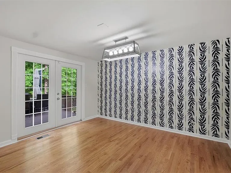 9470 Hillside Dr — Photo 9